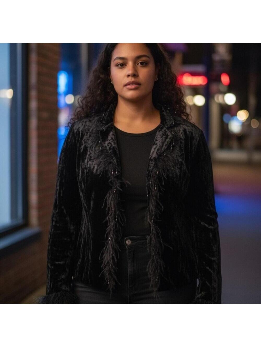 Chic Black Women's Velvet Blazer